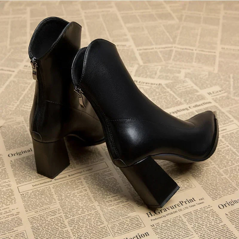 Lexiâ„¢ | Comfortable Leather Ankle Boot for Women