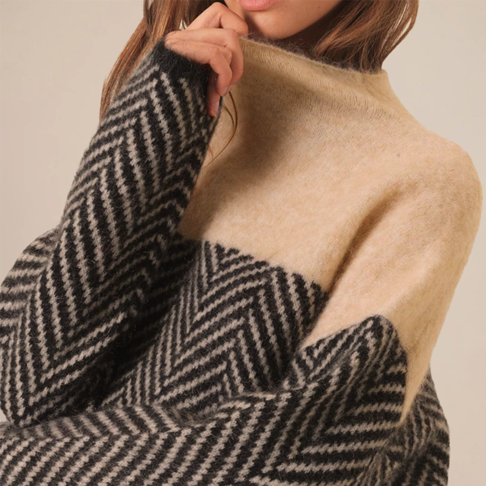Giaâ„¢ - Luxury Cashmere Turtleneck