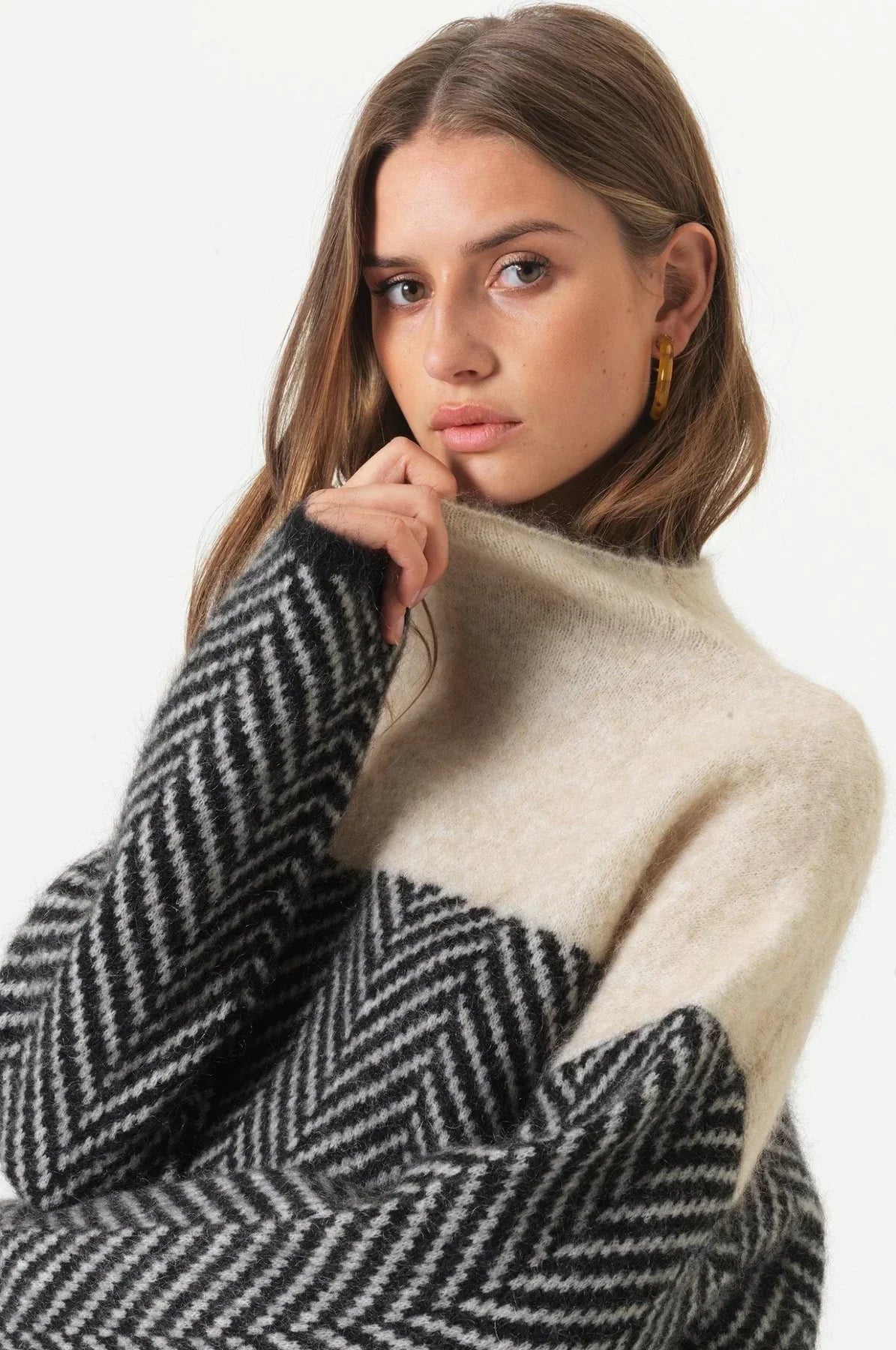 Giaâ„¢ - Luxury Cashmere Turtleneck