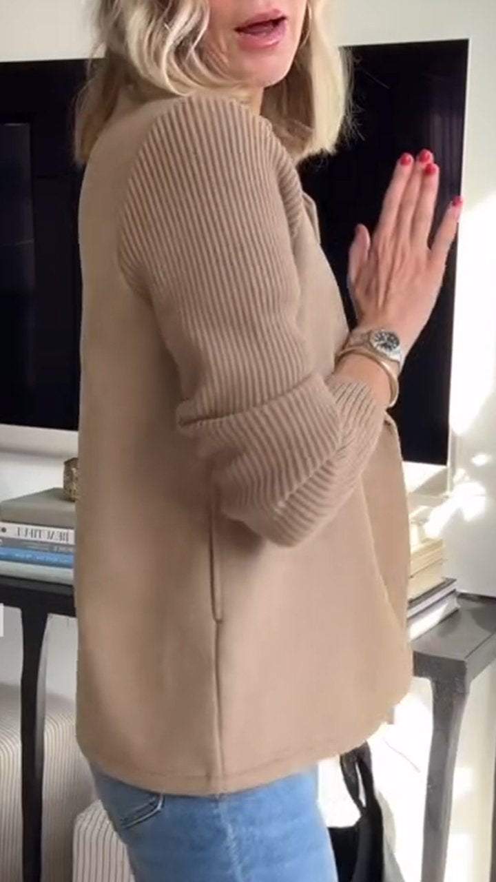 Ameliaâ„¢ | Chic Blazer with Knitted Sleeves